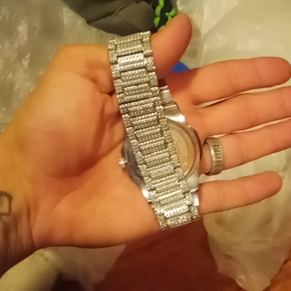 Mens Watch - Picture 3 of 4